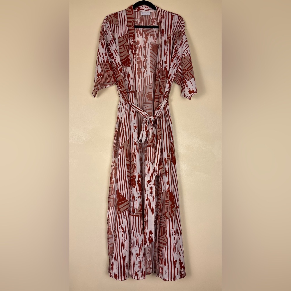 Chic Abstract‎ Long Sleeve Dress in Red and White